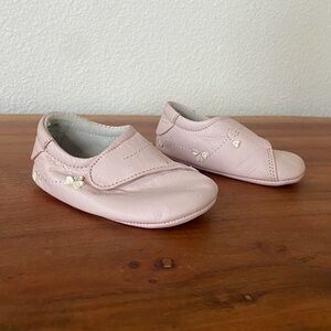 Bobux baby walker shoe pale pink hearts leather moccasin size infant newborn